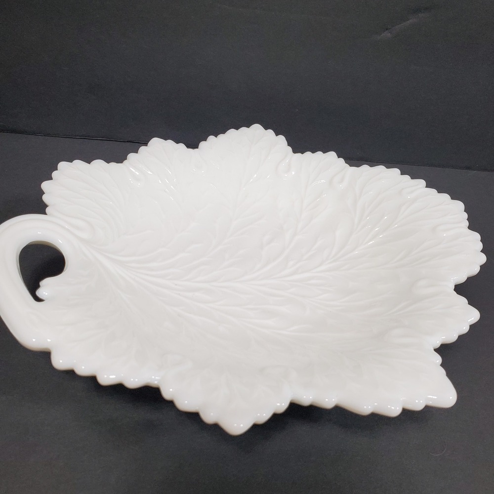 VTG Fenton Milk Glass Leaf Serving Dish White Scalloped Edge Finger Handle 8"